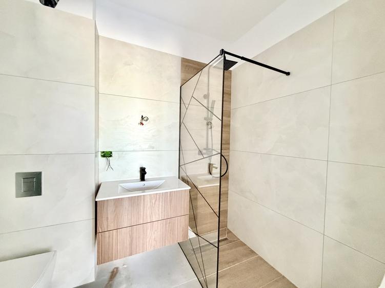 Apartament cu 2 camere decomandat în Moșnița Nouă