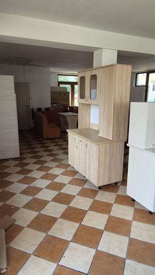 Spațiu comercial, de 200 mp, în Fălticeni