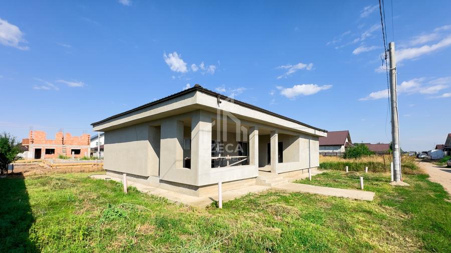 Casă individuală cu 3 camere cu Teren 472 Mp în Vidra