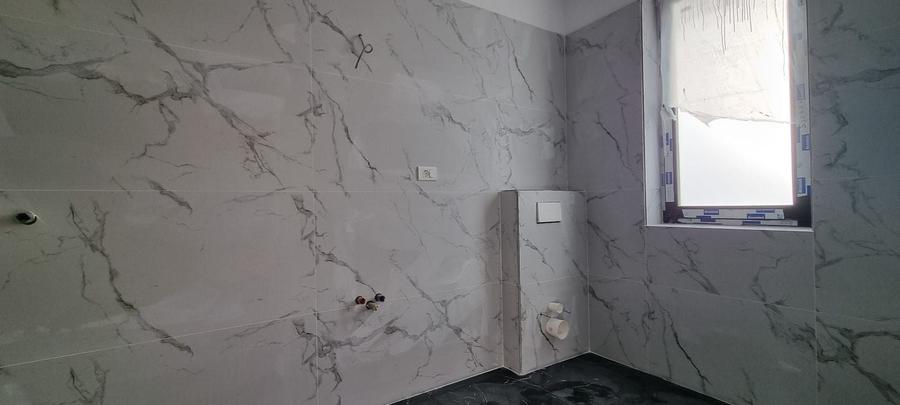 Casă individuală cu 5 camere cu Canalizare în Nord