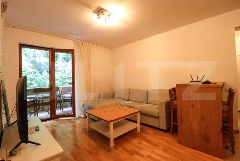Apartament cu 3 camere decomandat, mobilat în Exterior Sud