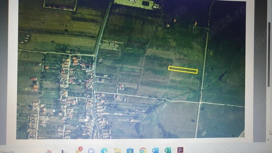 Teren de 2120 mp, în Petrești