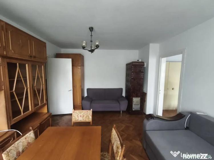 Apartament cu 2 camere semidecomandat în Central