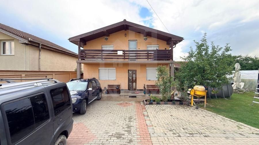 Casă cu 4 camere cu Teren 484 Mp în Popoveni