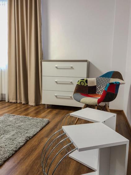 Apartament cu 2 camere decomandat, mobilat în Iris