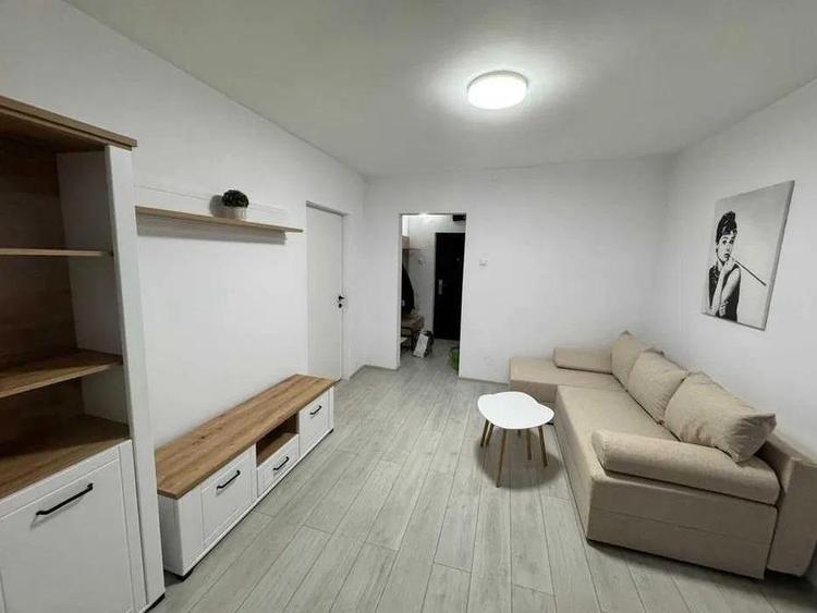 Apartament cu 2 camere nedecomandat, mobilat în Podu Roș