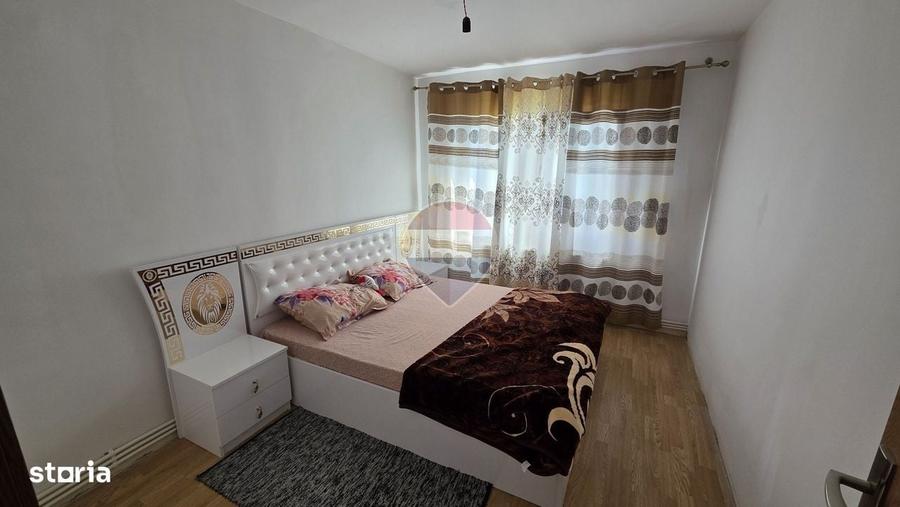 Apartament cu 2 camere semidecomandat în Coman