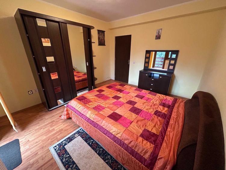 Apartament cu 2 camere decomandat în Cioplea