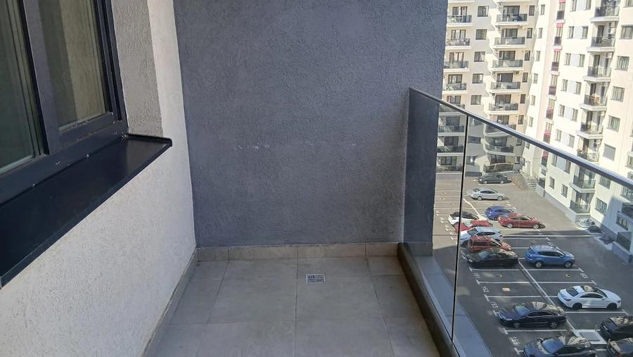 Garsonieră decomandată în Regie