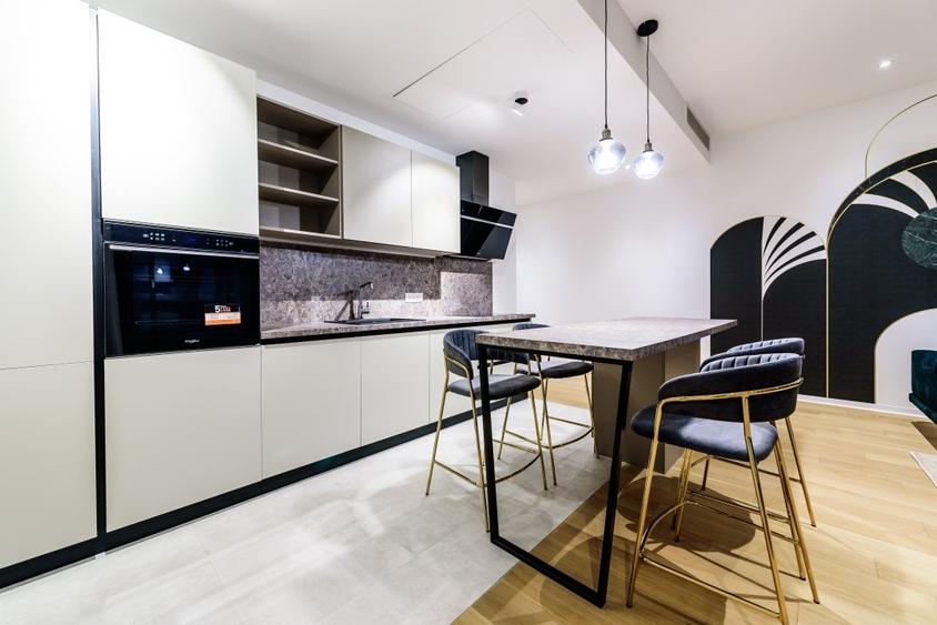 Apartament cu 4 camere decomandat, mobilat în Nord