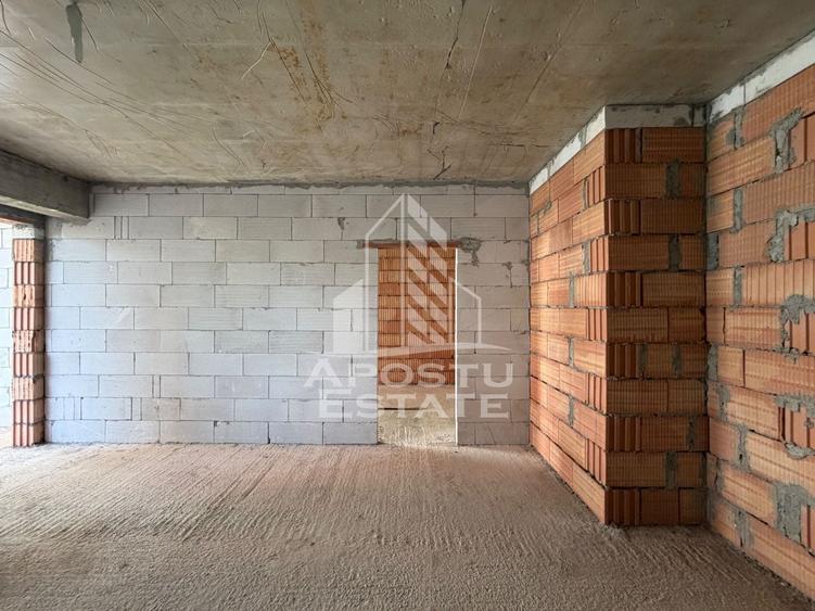 Apartament cu 3 camere semidecomandat în Iosefin