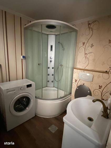 Apartament cu 4 camere în Ultracentral