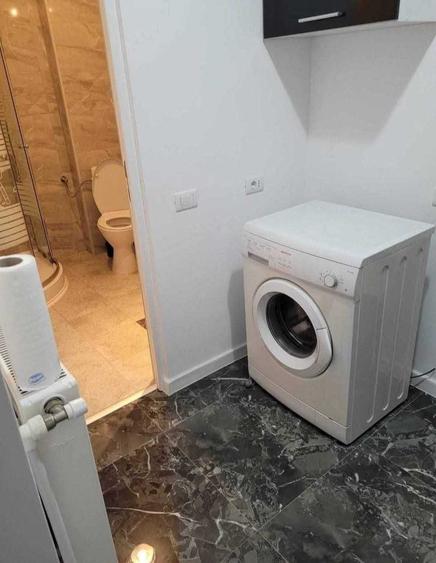 Garsonieră decomandată în Palazu Mare