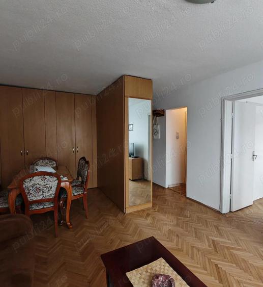Apartament cu 2 camere semidecomandat în Sala Palatului