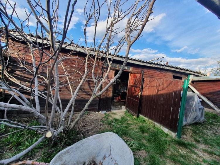 Casa traditionala cu livada si teren de 2000 mp la munte Tataru, Prahova