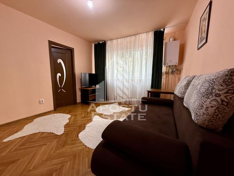 Apartament cu 2 camere nedecomandat, mobilat în Girocului