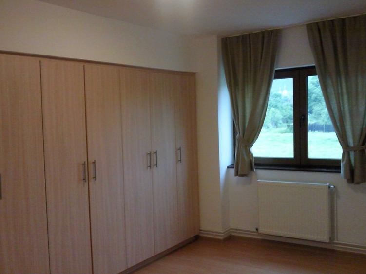 Apartament cu 2 camere decomandat în Ștefan cel Mare