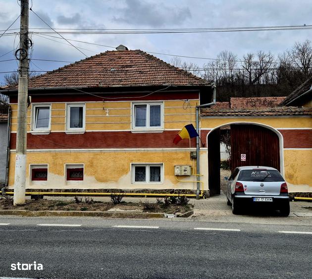 Casă cu 2 camere cu Teren 662 Mp în Bunești