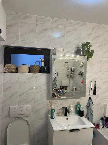 Apartament cu 3 camere decomandat în Apahida