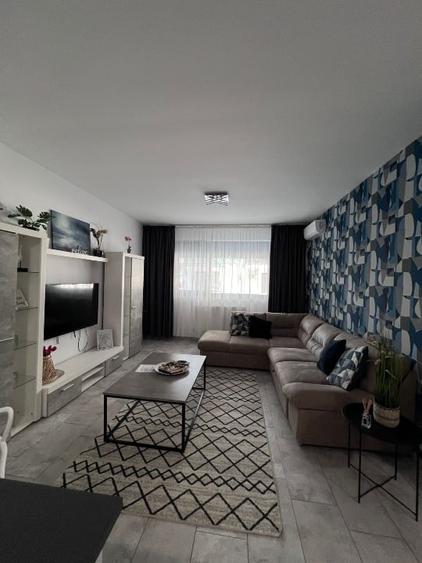 Apartament cu 2 camere semidecomandat, mobilat în Nord