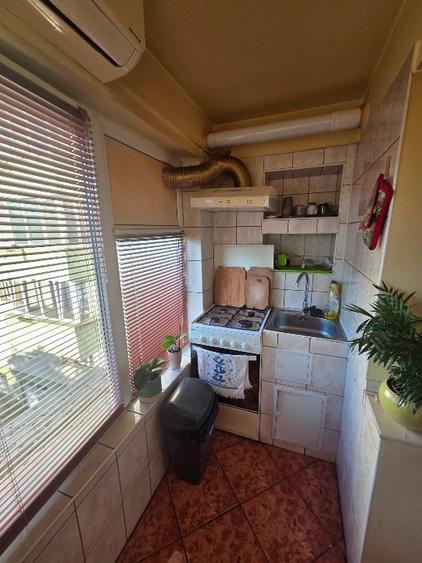 Apartament cu 2 camere decomandat în Aradului