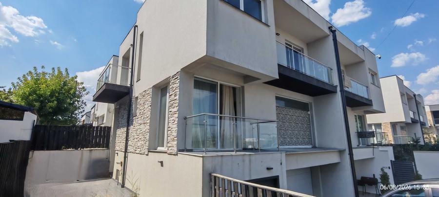 Titlu anunt: Vila Premium Tip Duplex | Prima Inchiriere Renovata Complet | Demisol cu Garaj 60mp & Curte | Tunari Zona Scoala Americana / Pipera - 1