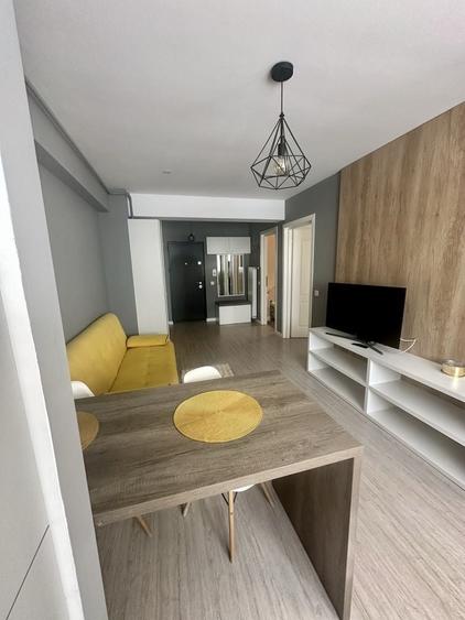 Apartament cu 2 camere semidecomandat în Exterior Vest