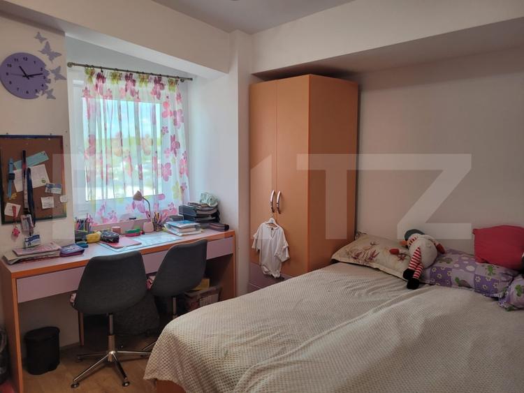 Apartament de vanzare, cu 3 camere, 66 mp, zona Pacurari - 6