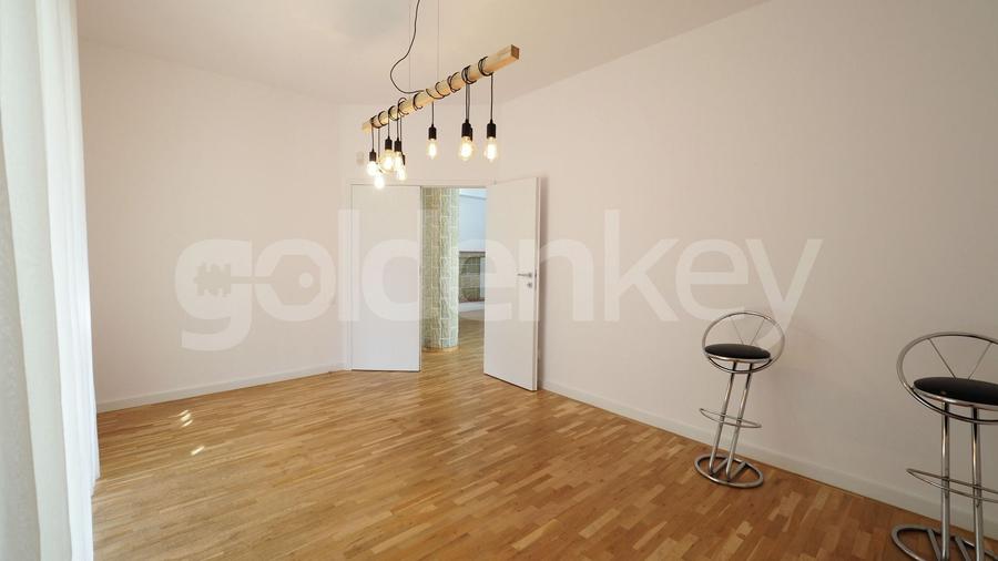 Casă individuală cu 7 camere cu Piscina în Iancu Nicolae