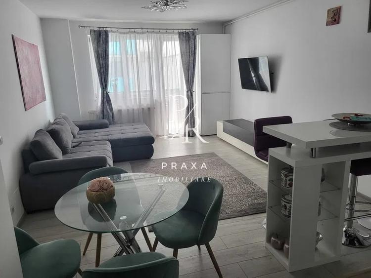 Apartament cu 2 camere semidecomandat, mobilat în Florești