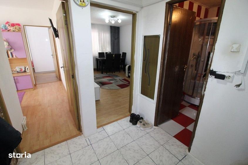 Vand apartament 4 camere in Hunedoara, M7-Trandafirilor, parter inalt - 2
