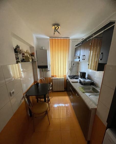 Apartament cu 3 camere de vanzare, Dealul Florilor - 3