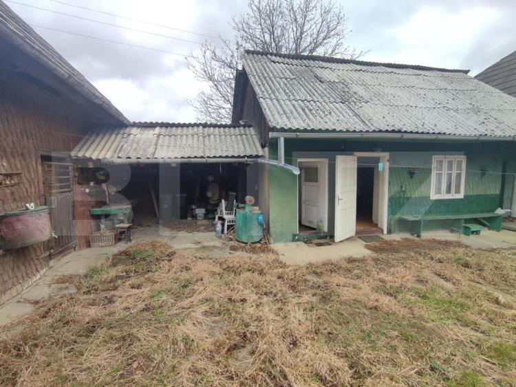 Casă individuală cu 4 camere cu Garaj în Putna