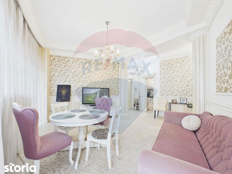 Apartament cu 3 camere semidecomandat, mobilat în Centrul Istoric
