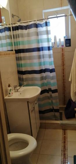 Apartament cu 3 camere semidecomandat în Exterior Vest