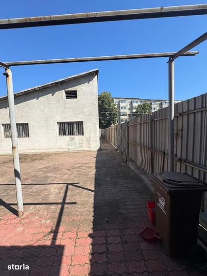 Spațiu comercial, de 94.2 mp, în Rovine