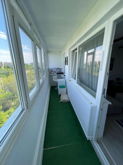 Apartament cu 3 camere decomandat în Drumul Taberei