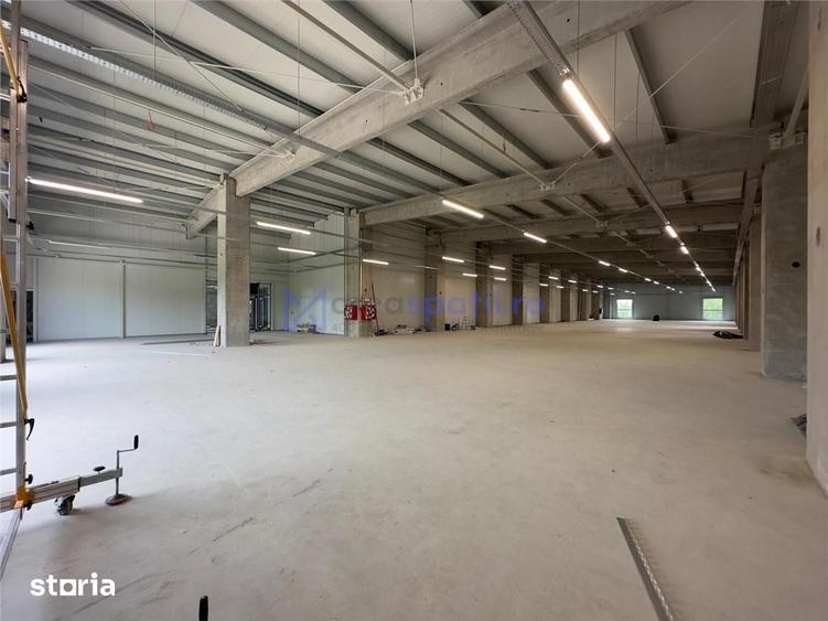 Spațiu comercial, de 300 mp, în Miroslava