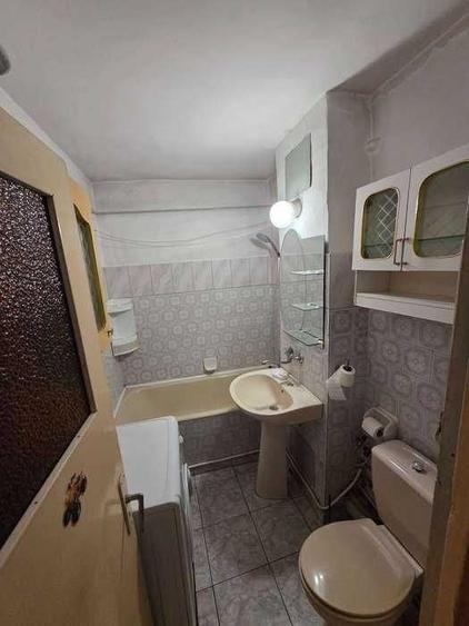 Apartament cu 2 camere decomandat în Popa Șapcă