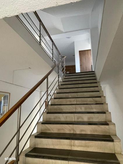 Spațiu comercial, de 1,327 mp, în Obor