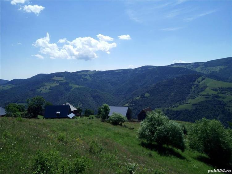 Teren de 5619 mp, în Măguri