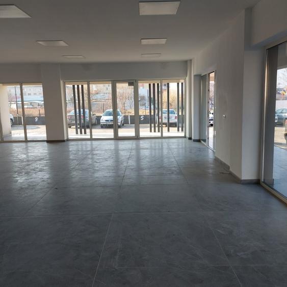 Spațiu comercial, de 96 mp, în Central