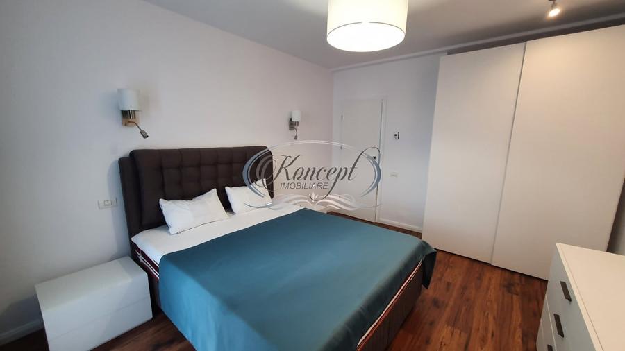 Apartament cu 3 camere semidecomandat, mobilat în Dâmbul Rotund