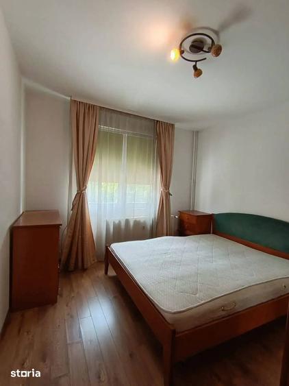 Apartament cu 3 camere decomandat în Sălăjan
