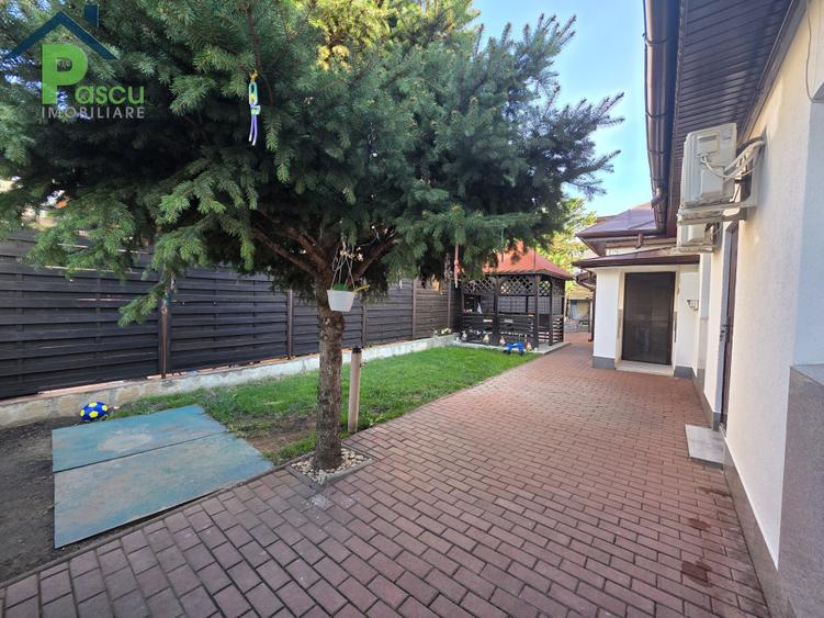 Casă cu 3 camere cu Canalizare în Brâncoveanu