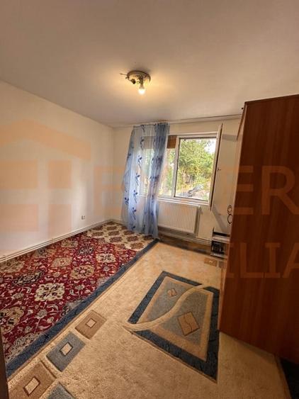 Apartament cu 2 camere semidecomandat, mobilat în Tomis II