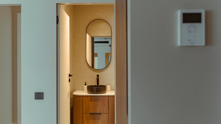 Penthouse cu 4 camere semidecomandat în Pantelimon