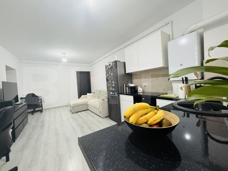 Apartament cu 2 camere, mobilat în Sânpetru
