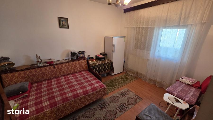Apartament cu 4 camere în Central