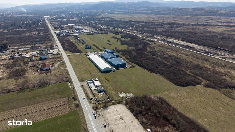 Teren de 7194 mp, în Carașova